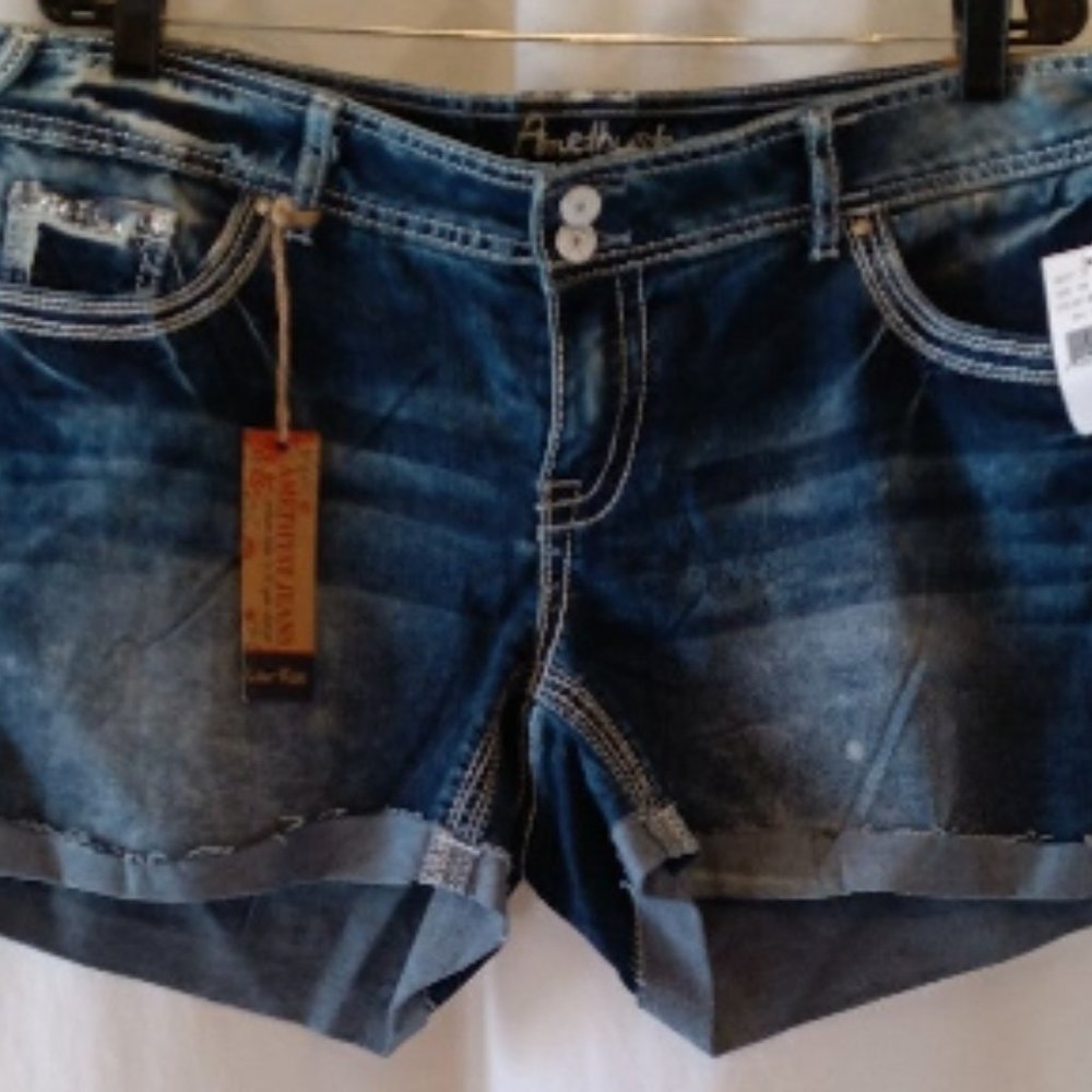 Amethyst Jean Shorts - size 14